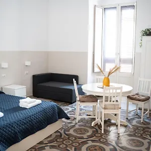 Principe Amedeo 93 Bed & Breakfast
